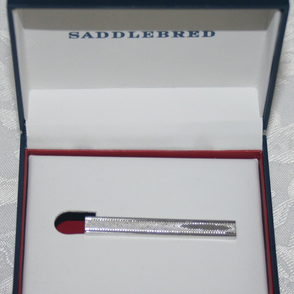 SADDLEBRED TIE BAR CLASP CLIP CLAMP SILVER